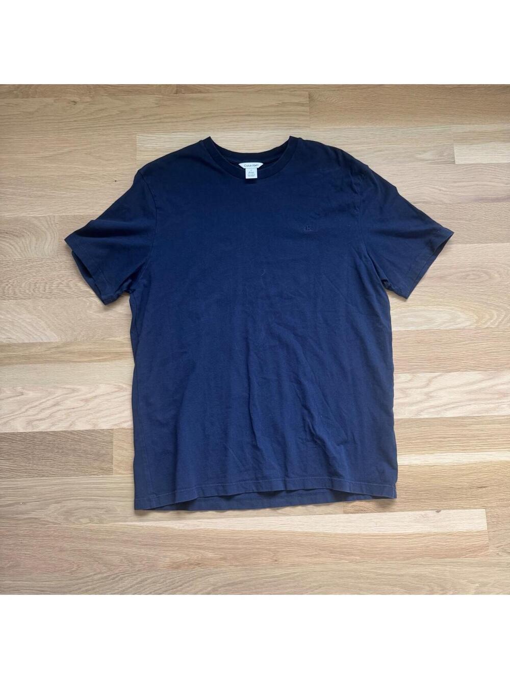 Calvin Klein Navy Minimal Logo T-Shirt